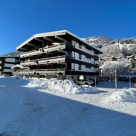 Haizelrock Kirchberg in Tirol Bagian luar foto