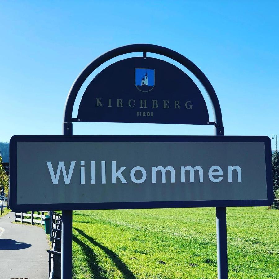 Haizelrock Kirchberg in Tirol Bagian luar foto