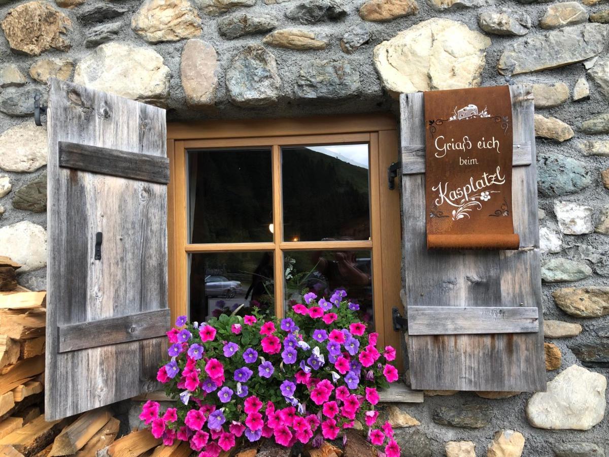 Haizelrock Kirchberg in Tirol Bagian luar foto