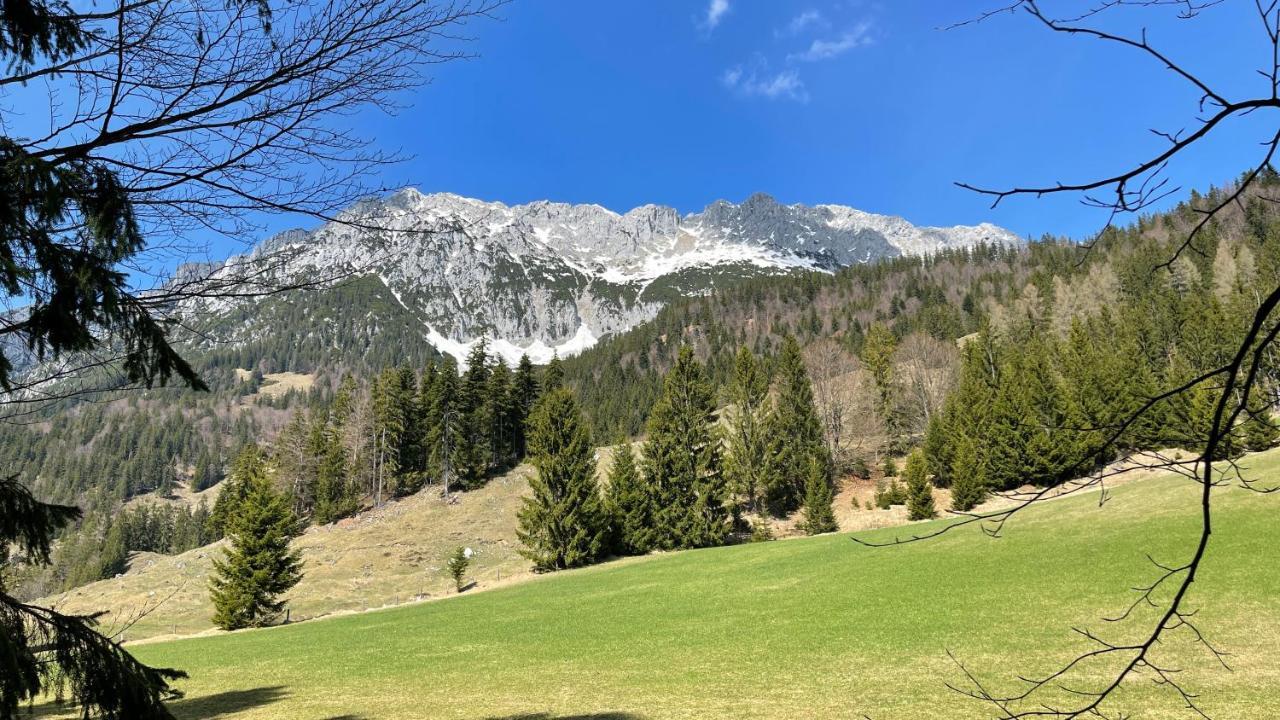 Haizelrock Kirchberg in Tirol Bagian luar foto